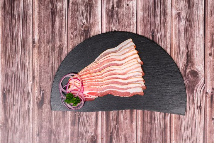 Ger. durchw. (Bacon) geschnitten